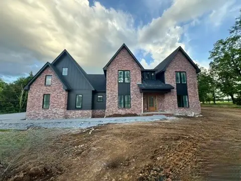 425 Burgess Rd, Mount Juliet, TN 37122 - #1
