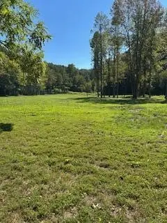 6166 Chestnut Valley Road, Vonore, TN 37885