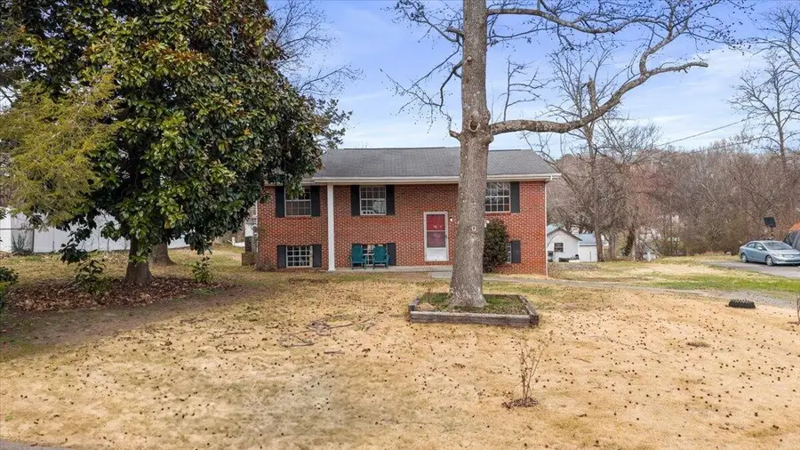 2151 Se Gregory Drive Se, Cleveland, TN 37323 - #2