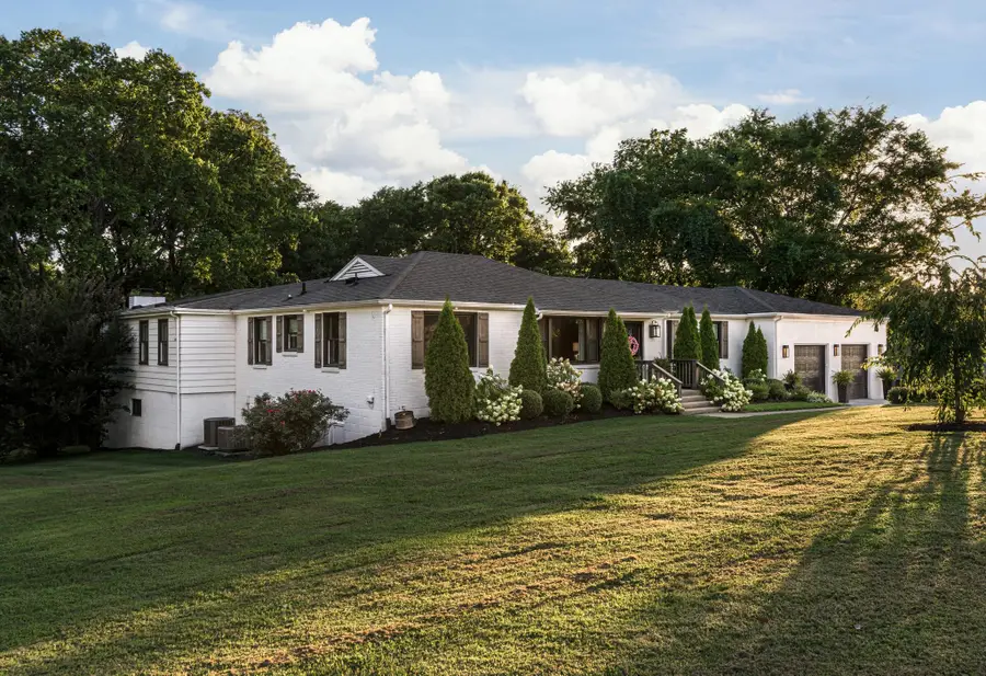 2805 Lincoya Dr, Nashville, TN 37214 - #3
