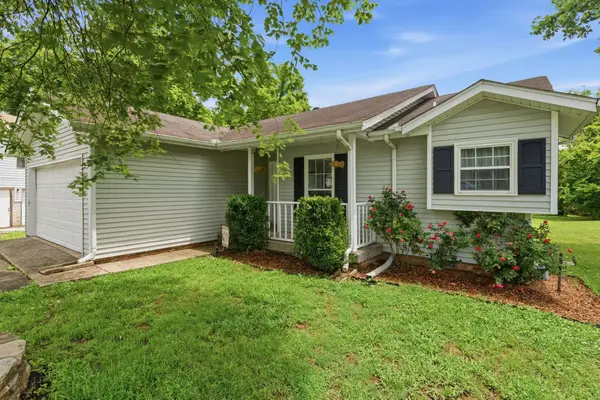 4305 Falling Leaf Ln, Nashville, TN 37207