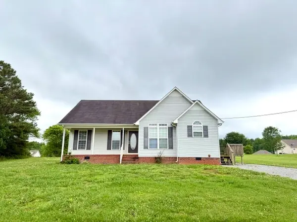 201 Koonce Ln, Fayetteville, TN 37334