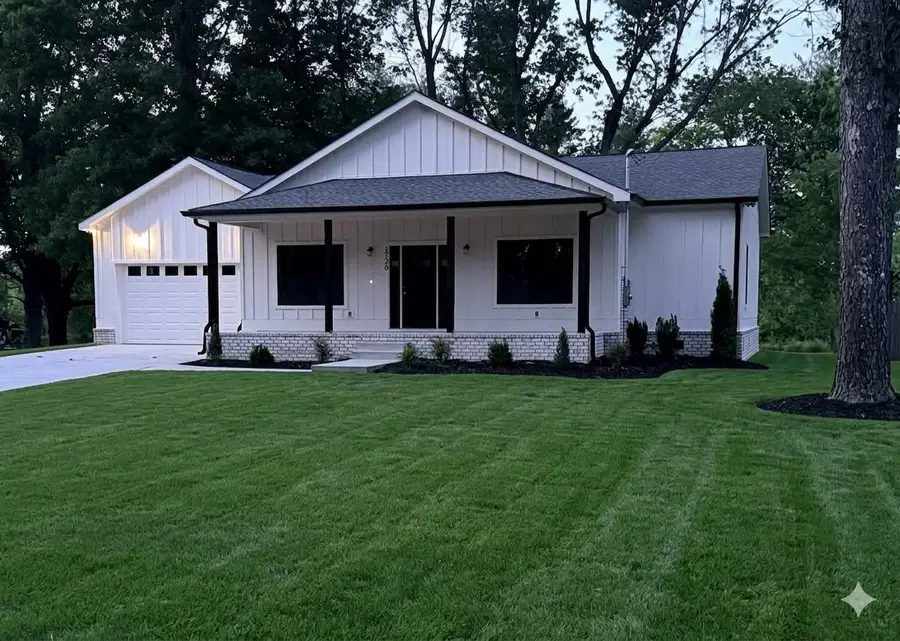 1720 Allison Ave, Columbia, TN 38401 - #2