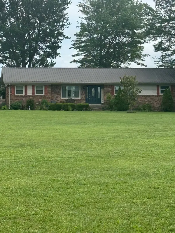 7957 Bethlehem Rd, Springfield, TN 37172