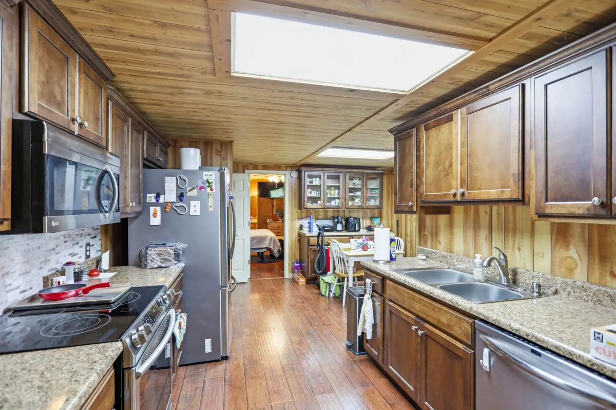 7512 Greenwood Rd, Cross Plains, TN 37049 - #1