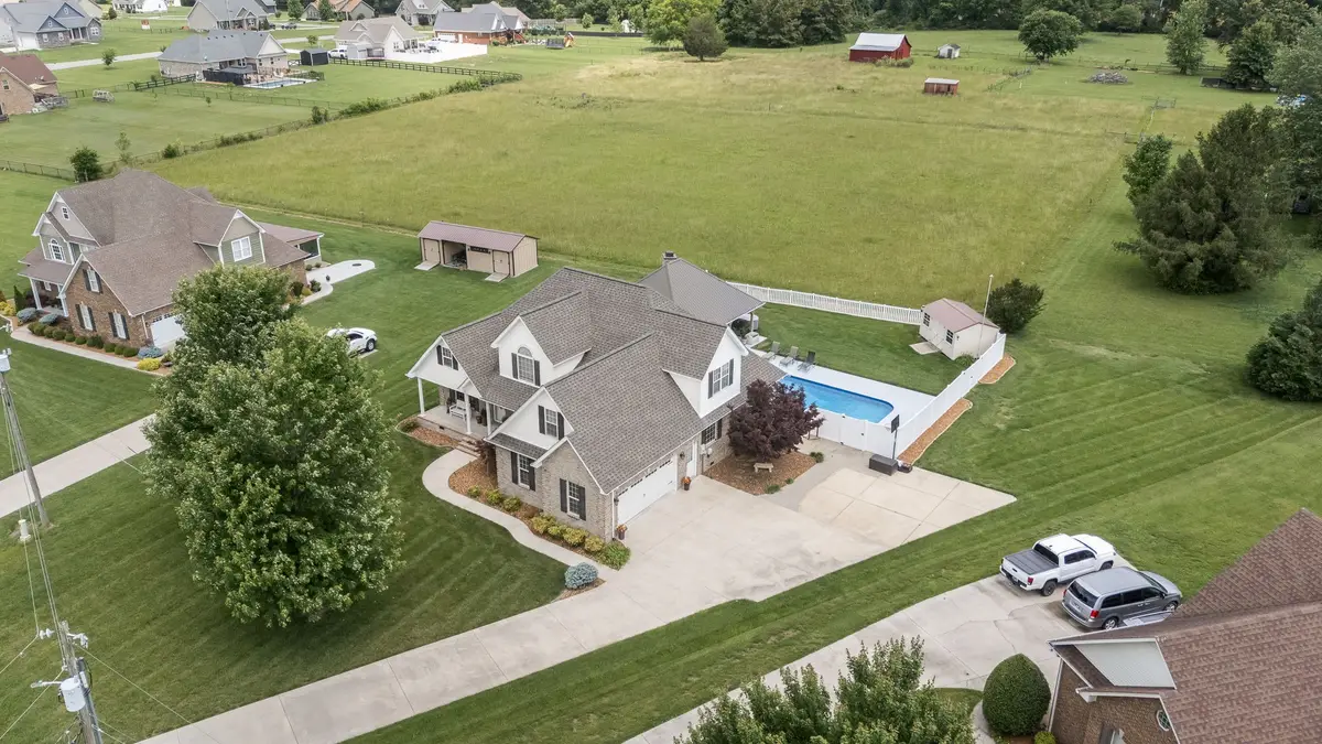 144 Richland Ct, Manchester, TN 37355 - #1