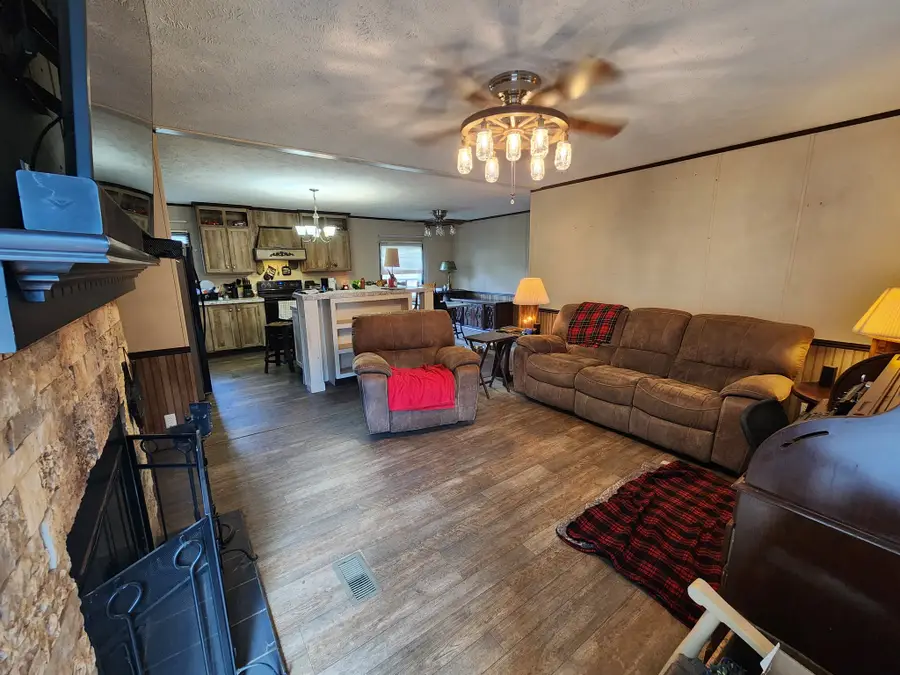 2435 Old Greenbrier Pike, Greenbrier, TN 37073 - #2