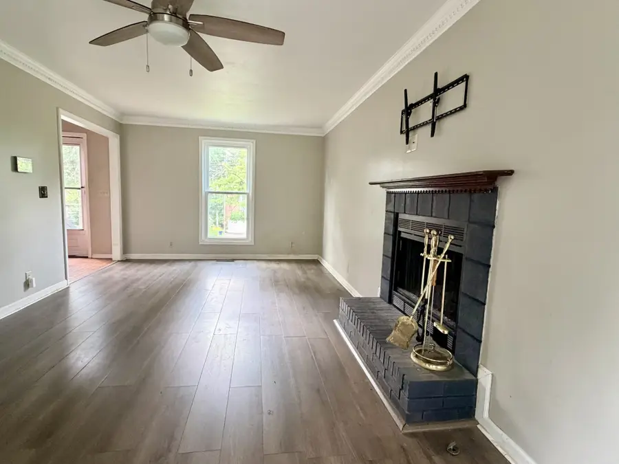 1136 Campbell Rd, Goodlettsville, TN 37072 - #3