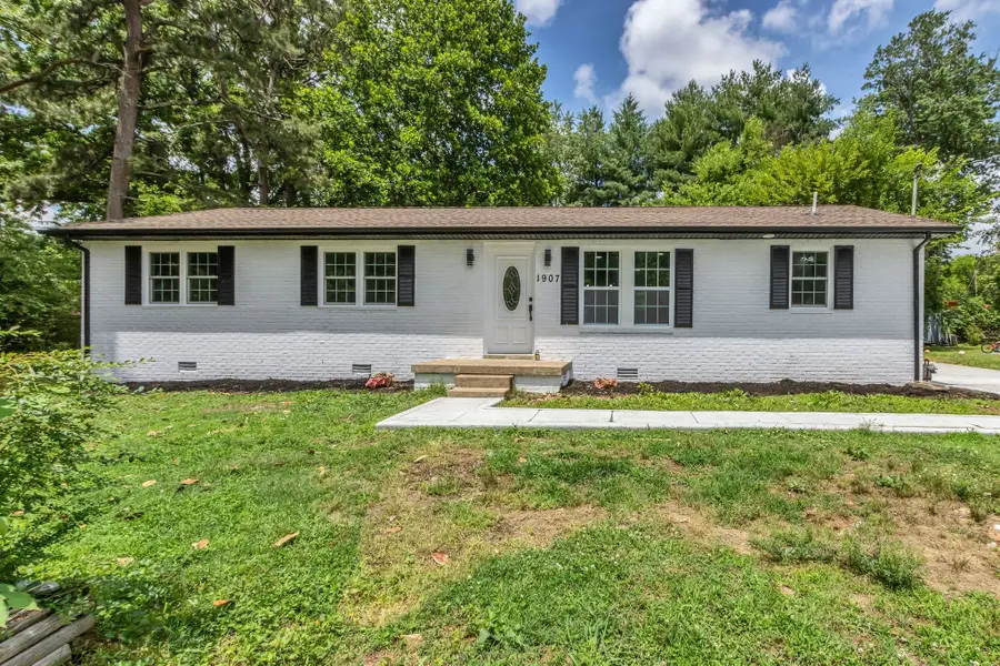 1907 Russell Dr, Murfreesboro, TN 37130 - #2