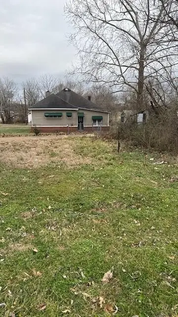 418 Berry Street, Jackson, TN 38301 - #3