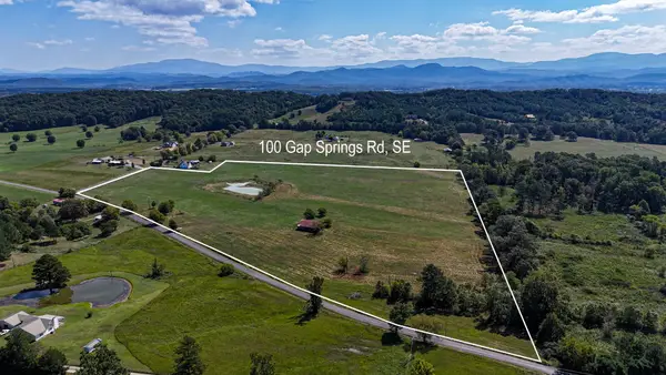 4 Gap Springs Road Se, Old Fort, TN 37362