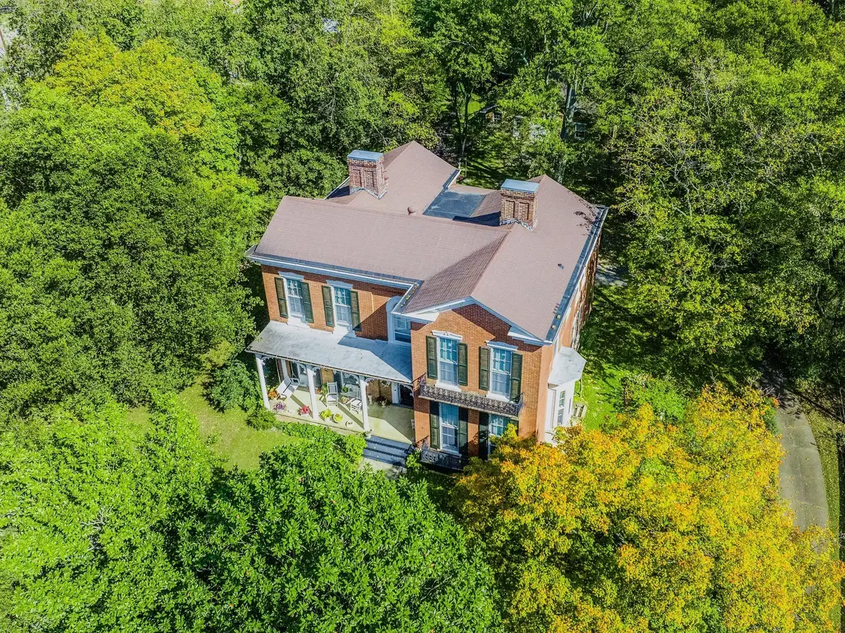 607 N 2nd St N, Clarksville, TN 37040 - #1