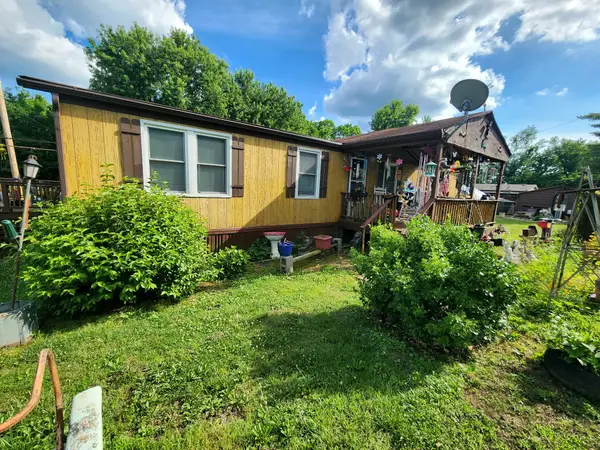 2791 Nunley St, Greenbrier, TN 37073