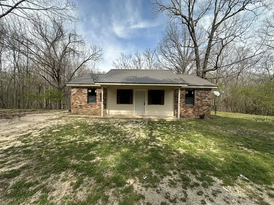 165 Cedar Grove Ln, Bolivar, TN 38008 - #2