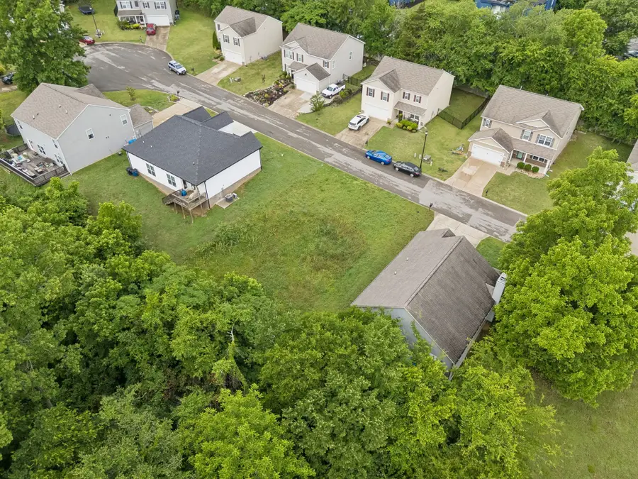 1243 Oxford Village Cv, Columbia, TN 38401 - #3