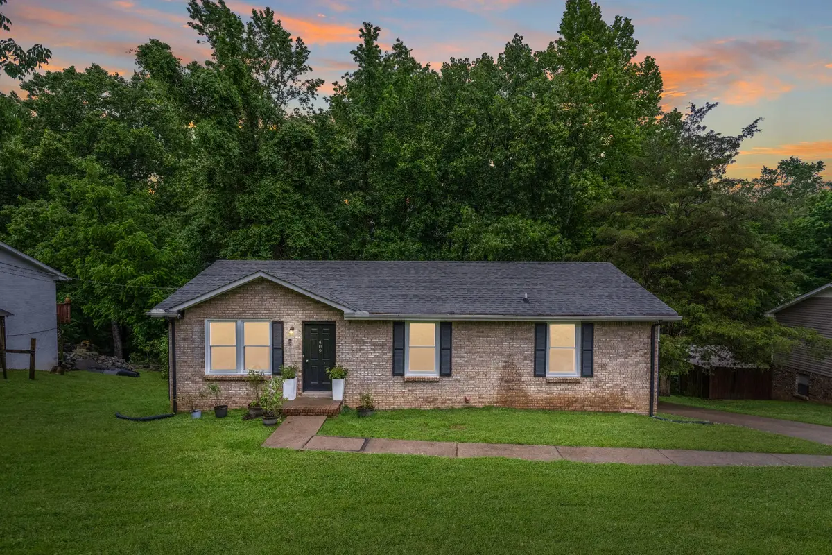 409 Needlewood Dr, Clarksville, TN 37040 - #1