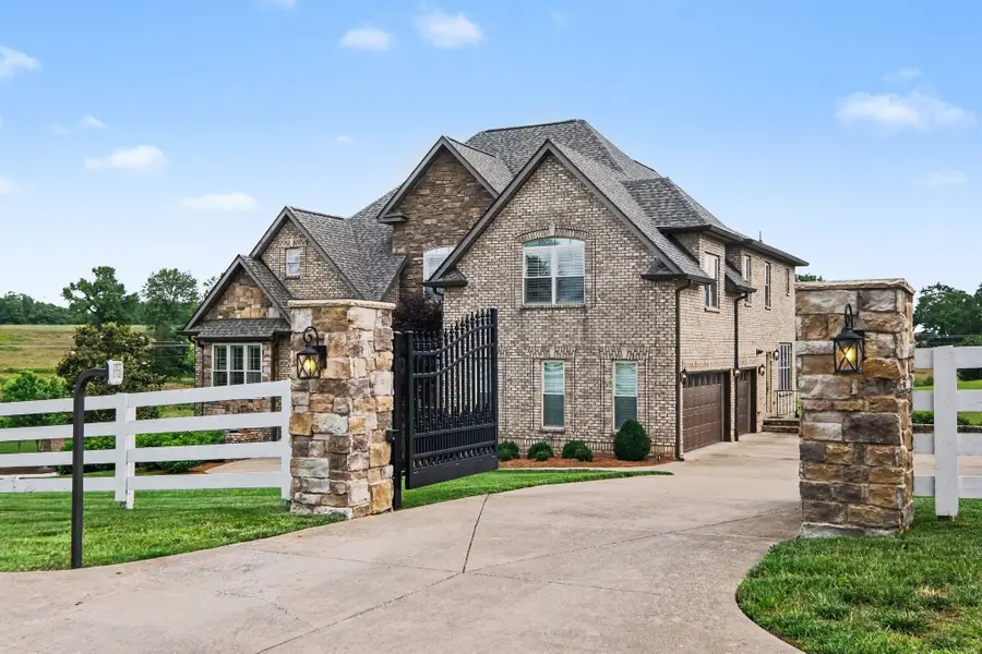 7219 Magnolia Valley Dr, Eagleville, TN 37060 - #3