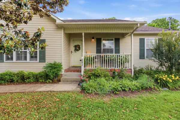 202 Kimberly Dr, Columbia, TN 38401