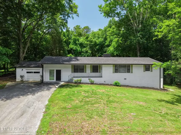 5821 Briercliff Rd, Knoxville, TN 37918