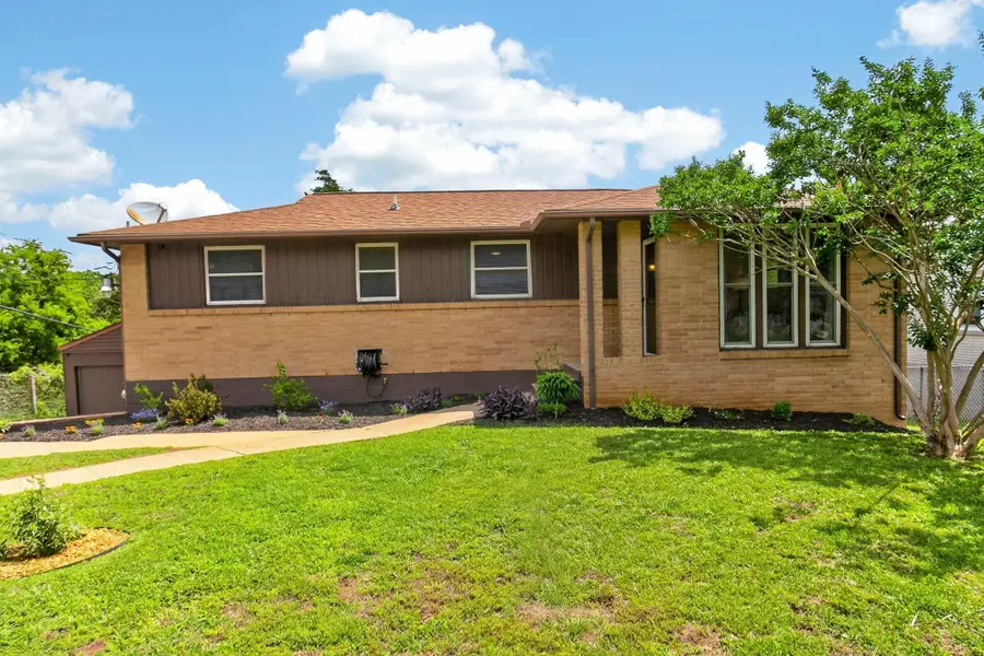 7044 Bonnavent Dr, Hermitage, TN 37076 - #2