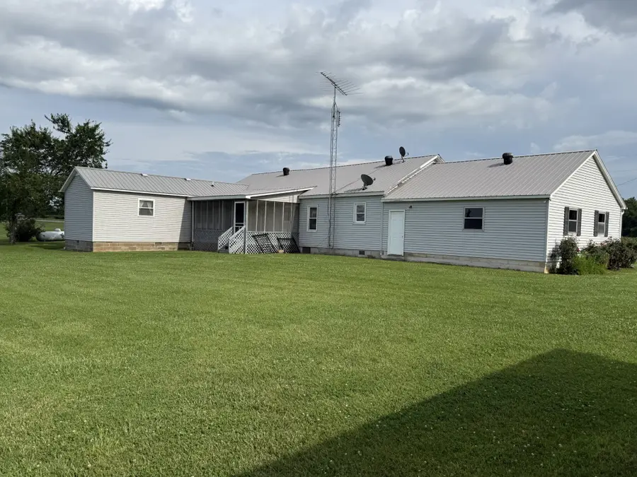 2971 Monroe Floyd Rd, Decherd, TN 37324 - #3