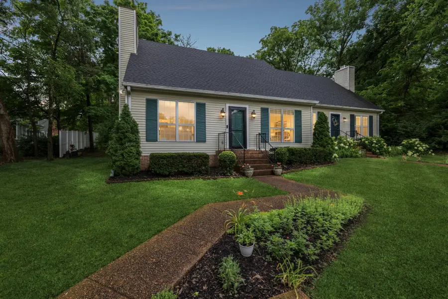 205 Brattlesboro Pl, Nashville, TN 37204 - #2