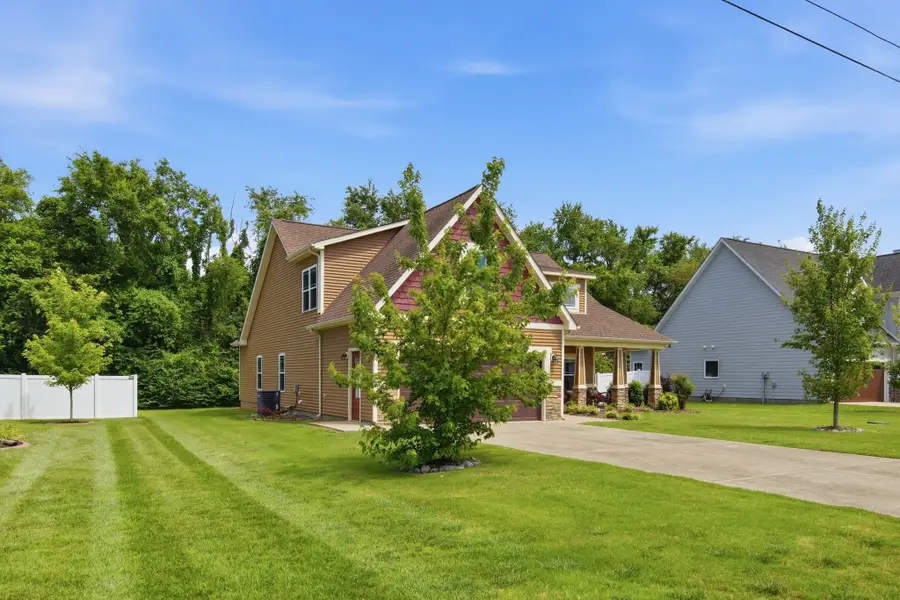 640 Laurel Ln, Murfreesboro, TN 37127 - #2