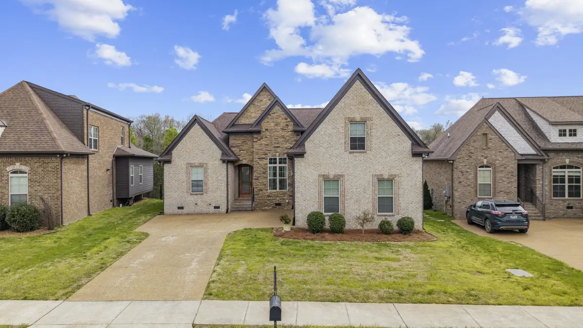 193 Karen Dr, Mount Juliet, TN 37122 - #1