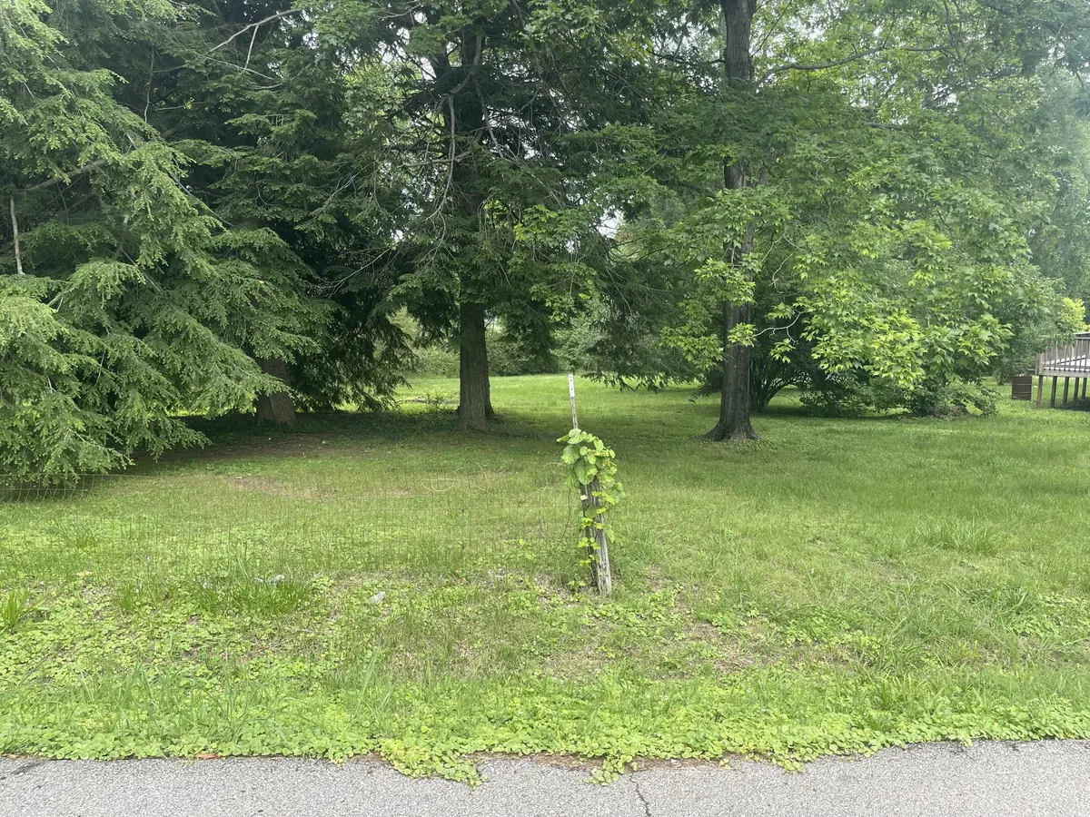 935 Circle Dr, Clarksville, TN 37043 - #1