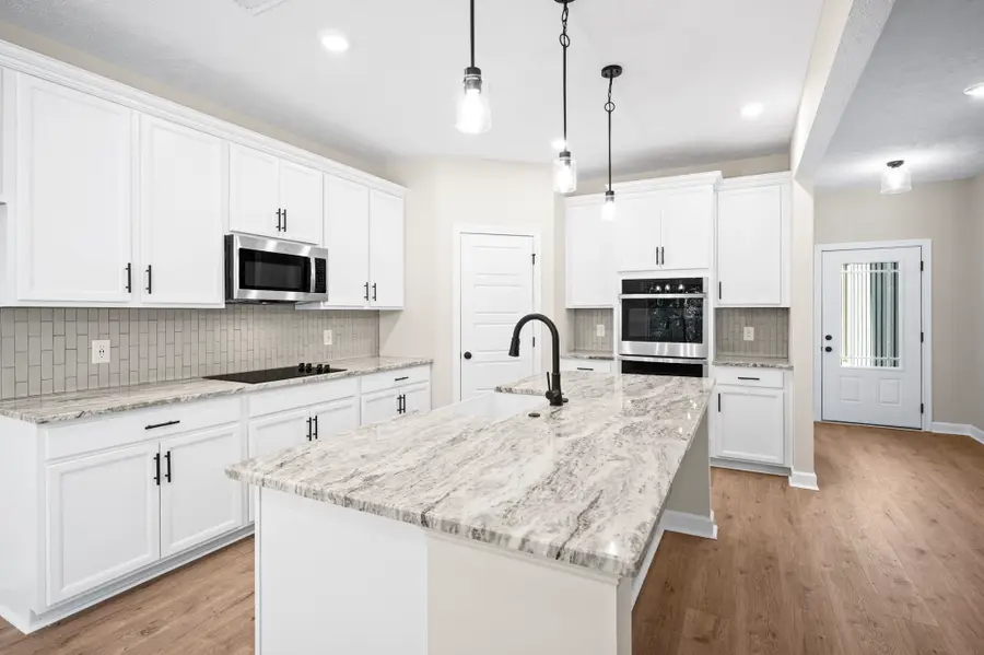 1749 Powell Rd, Clarksville, TN 37043 - #2
