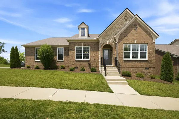 124 Snowden St E, Franklin, TN 37064