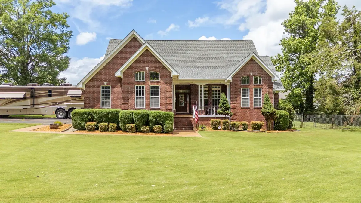 135 Betsy Dr, Savannah, TN 38372 - #1