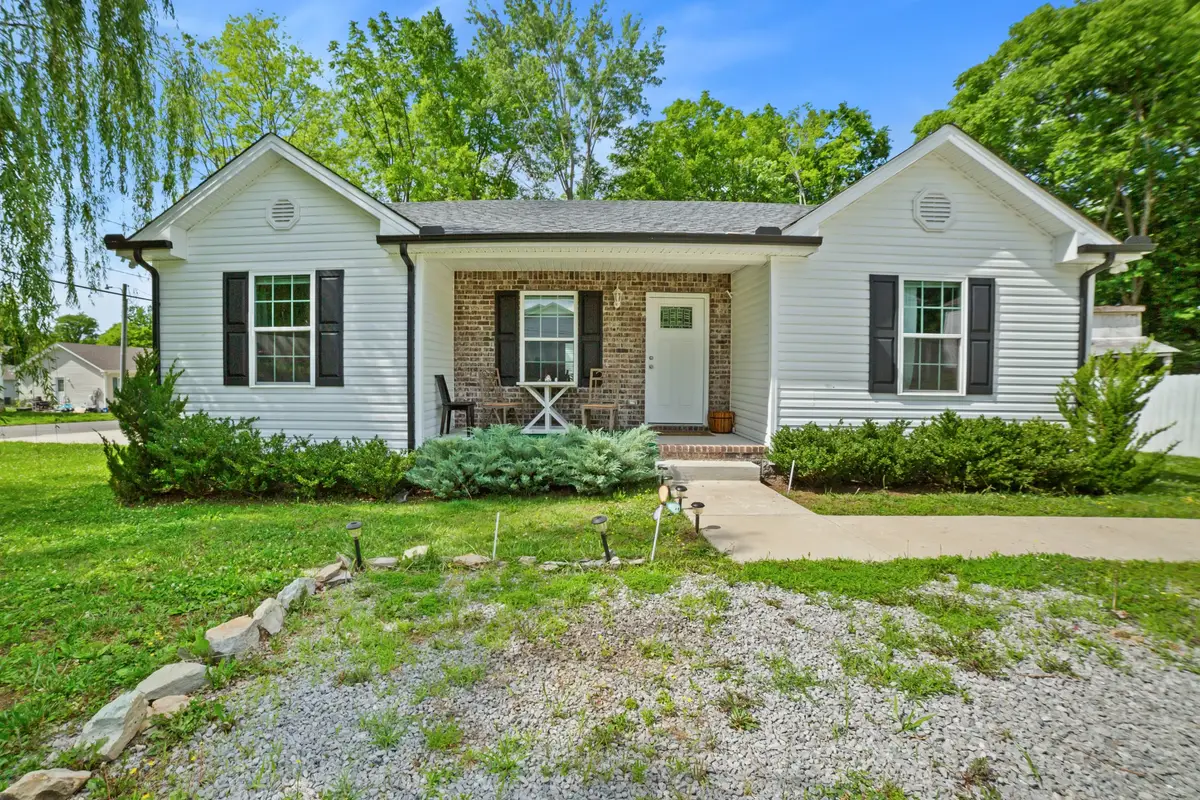 1804 Park St, Springfield, TN 37172 - #1