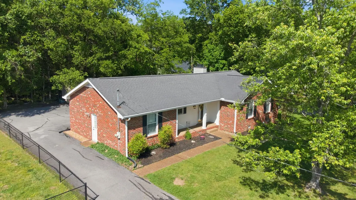 108 Ashlea Ct, Goodlettsville, TN 37072 - #1