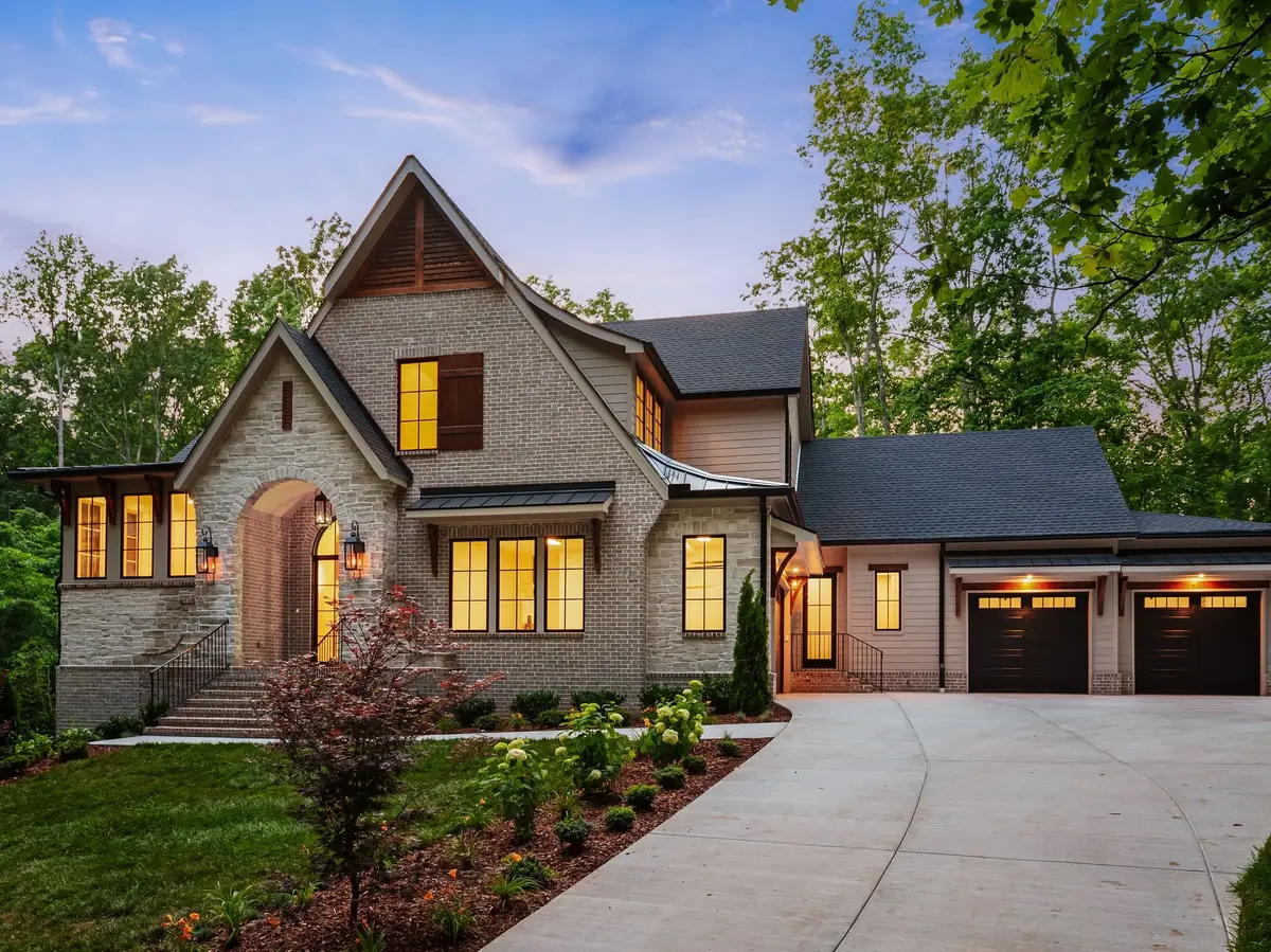 5662 Pinewood Rd, Franklin, TN 37064 - #1
