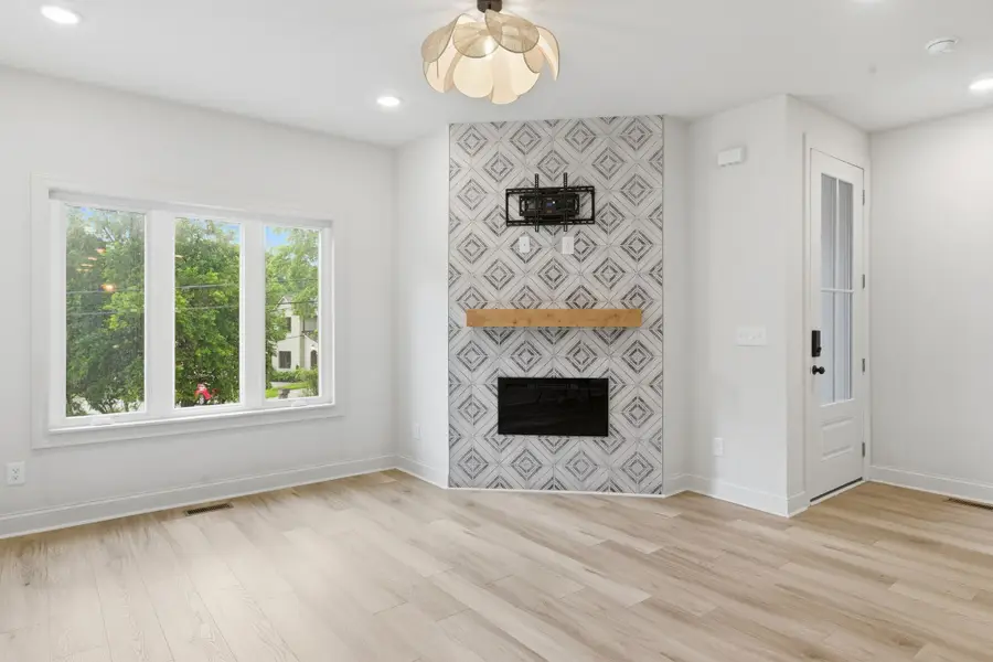 2401B Inga St, Nashville, TN 37206 - #3