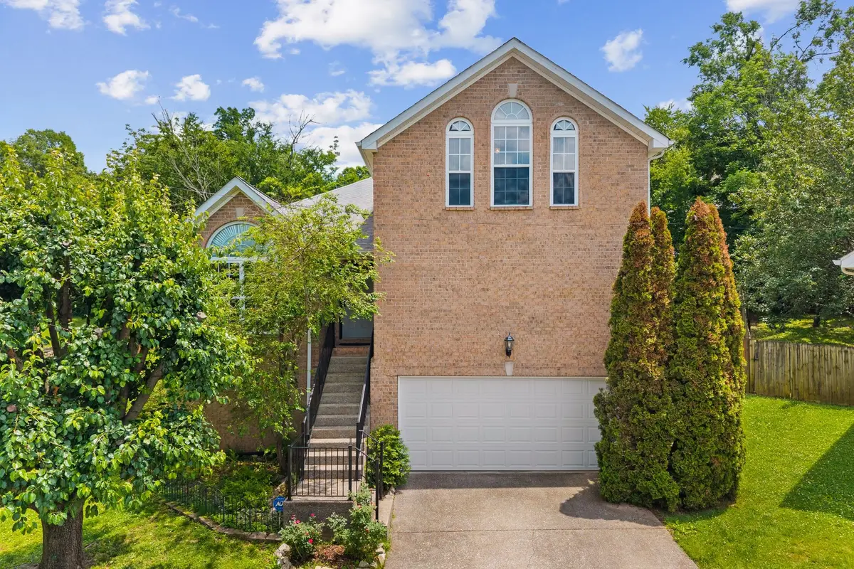 2300 Broadview Dr, Nashville, TN 37217 - #1