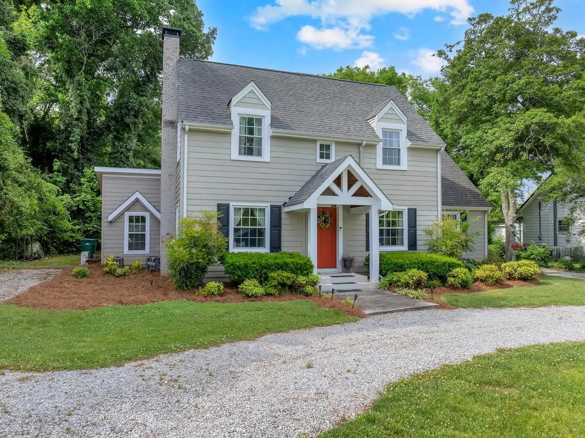 105 8th Ave Se, Winchester, TN 37398 - #1