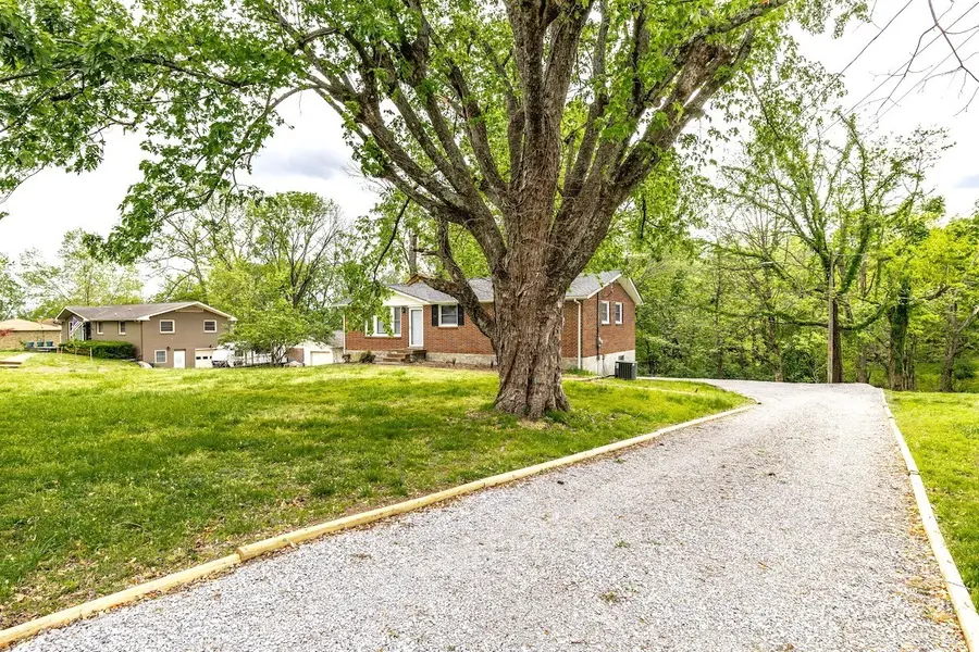 403 Rosehill Ct, Goodlettsville, TN 37072 - #3
