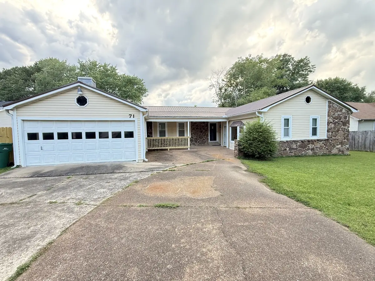 71 N Hampton Ln, Jackson, TN 38305 - #1