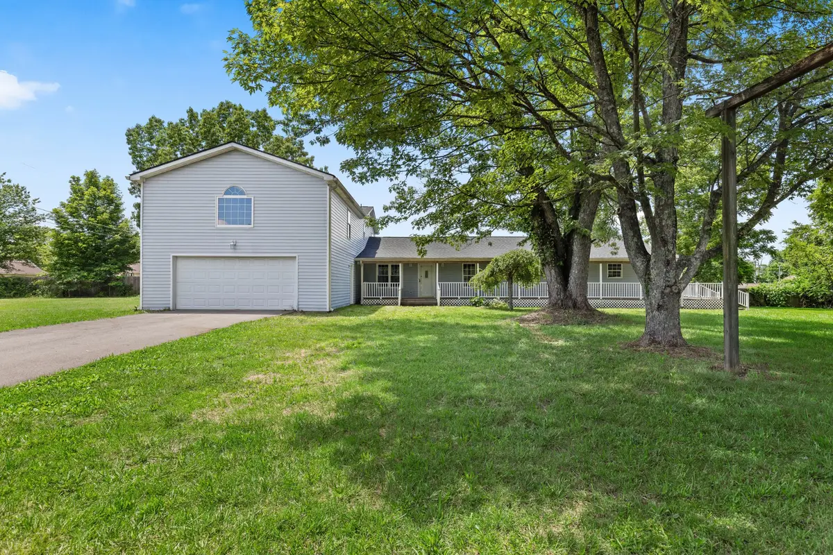 340 Brinkley Ln, White House, TN 37188 - #1