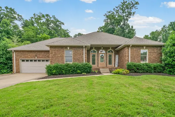 455 Stonemeadow Rd, Clarksville, TN 37043