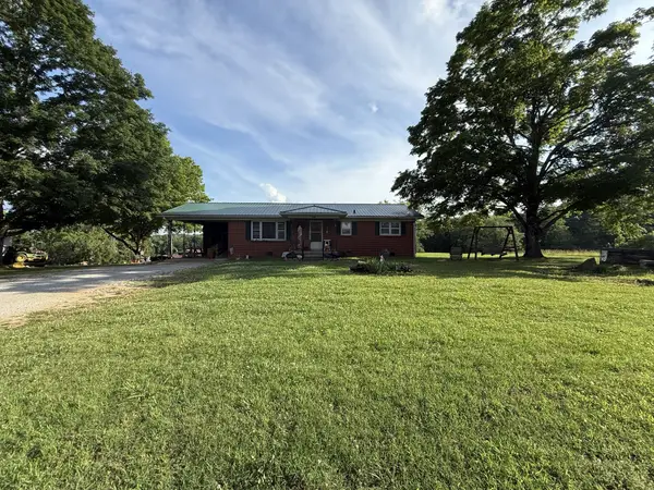 485 W Grinders Switch Rd, Centerville, TN 37033