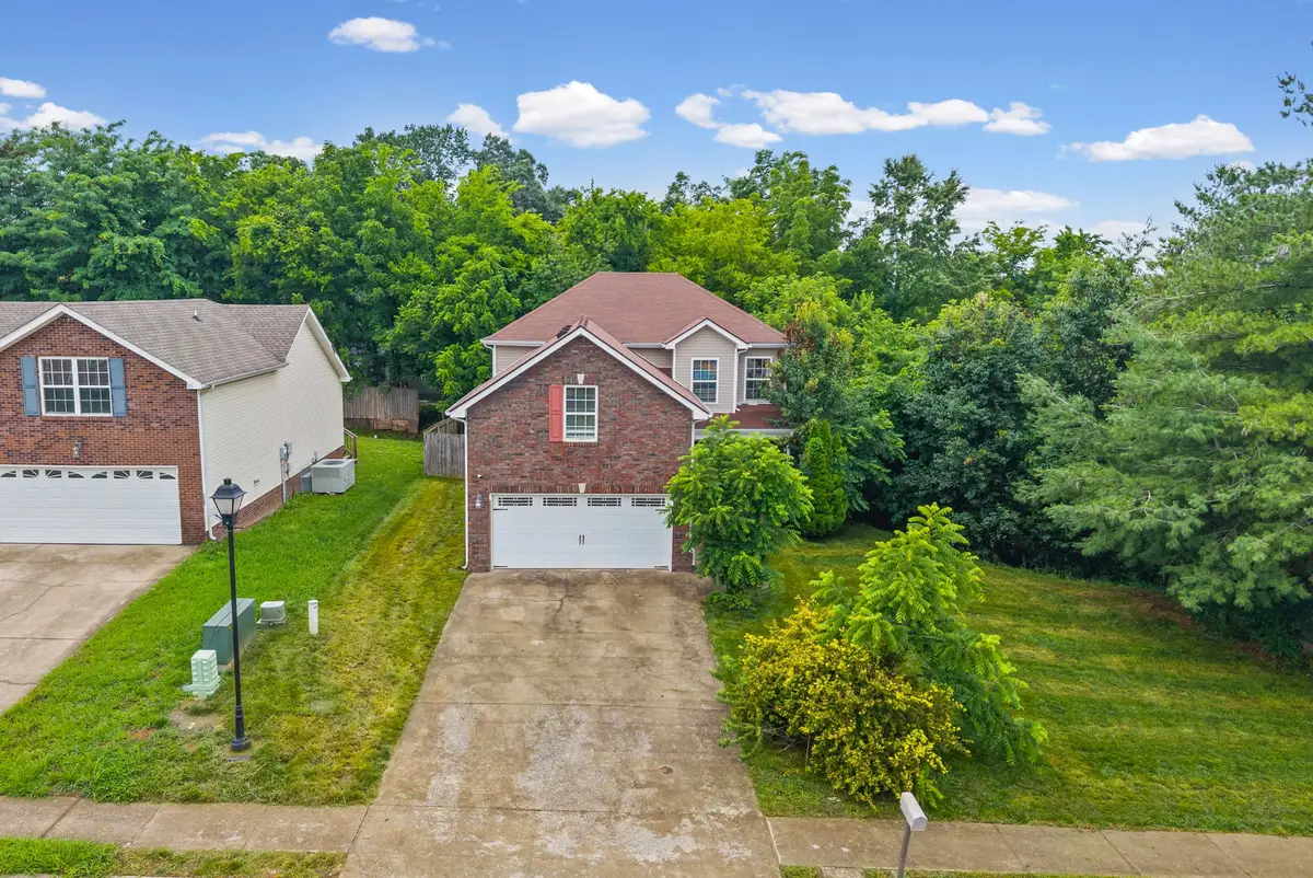 1801 Jackie Lorraine Dr, Clarksville, TN 37042 - #1