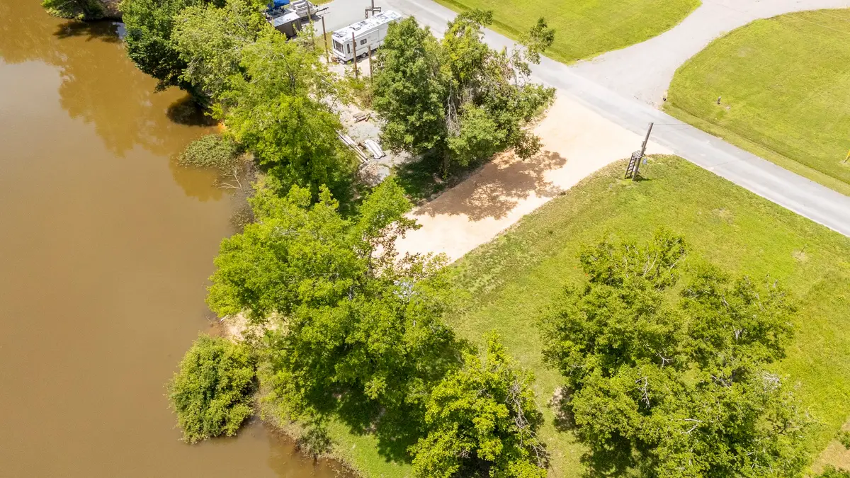 264 Duck Blind Rd, Clifton, TN 38425 - #1