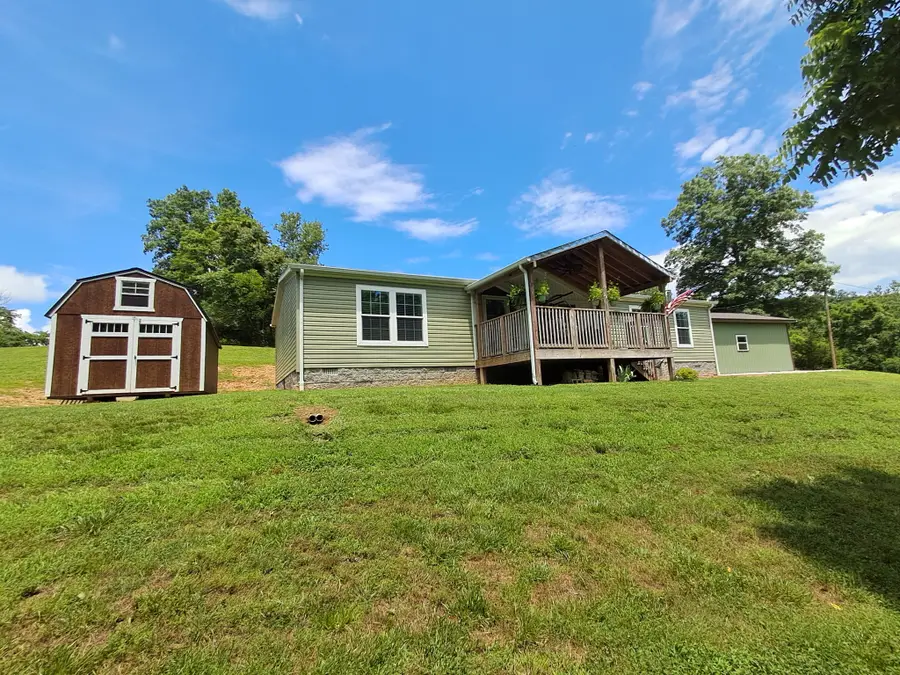 5525 Wiley Hollow Rd, Lynnville, TN 38472 - #3