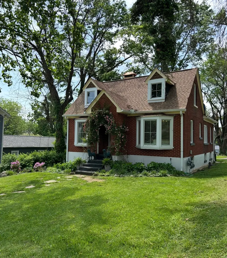 409 W 6th St, Columbia, TN 38401 - #2