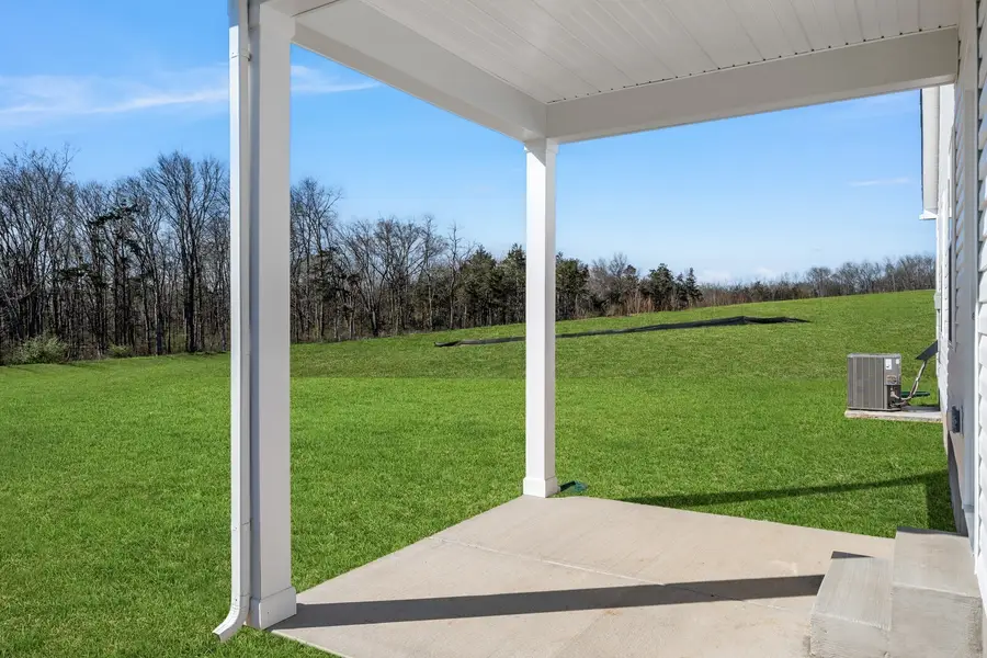 303 Idle Dr, Shelbyville, TN 37160 - #2