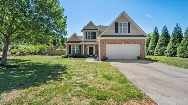 904 Edgewater Rd, Gibsonville, NC 27249