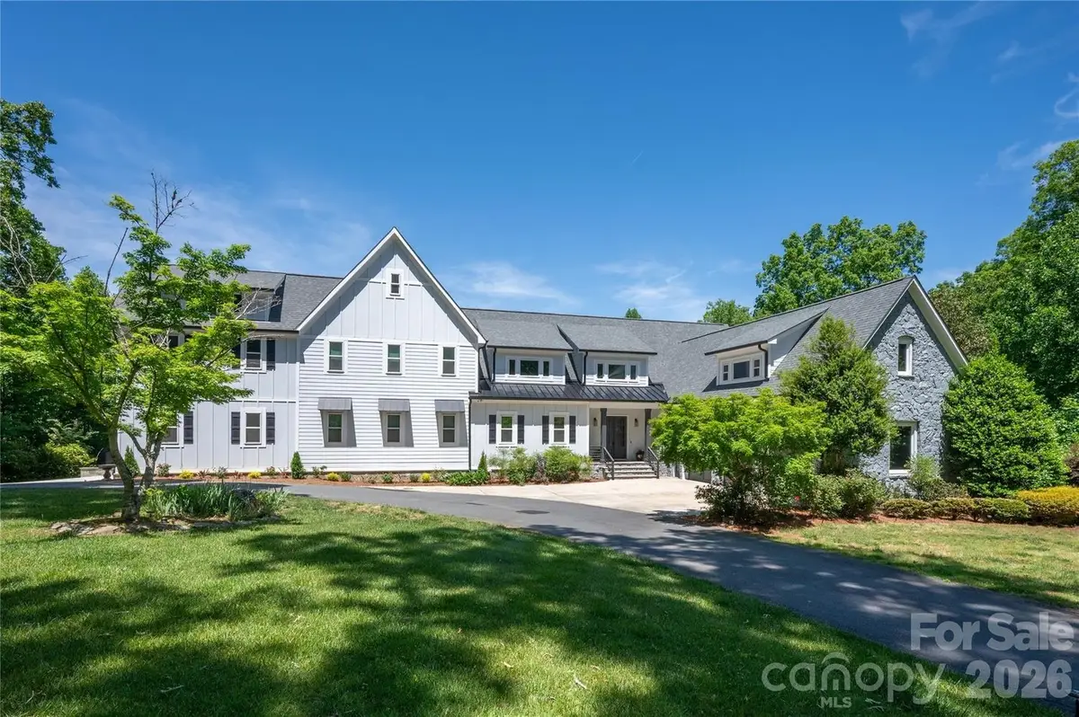 8512 Prince Valiant Dr, Waxhaw, NC 28173 - #1